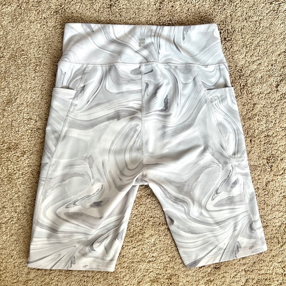 Fila Biker Shorts Size S Workout Yoga, Running Sport Gray White Marbled NWOT - Picture 4 of 7